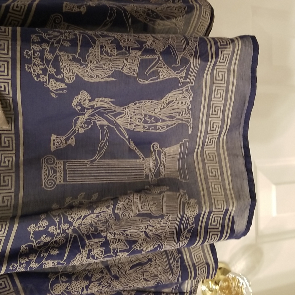VOOM by Joy Han Greek Statue Shirt - Picture 3 of 5